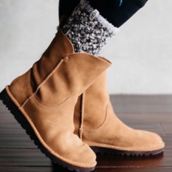 UGG Tan Suede Ankle Boots - Picture 5 of 5